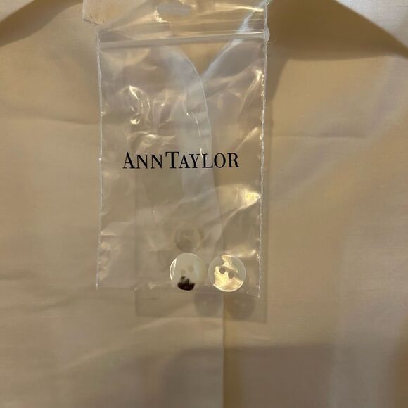 Ann Taylor 100% Silk Embroidered Cuff Sleeve Tunic White Blouse 10 New - Picture 5 of 10